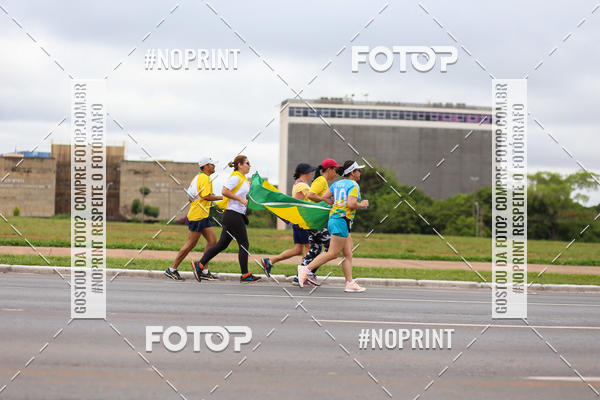 Buy your photos of the eventASICS Golden Run - Bras�lia on Fotop