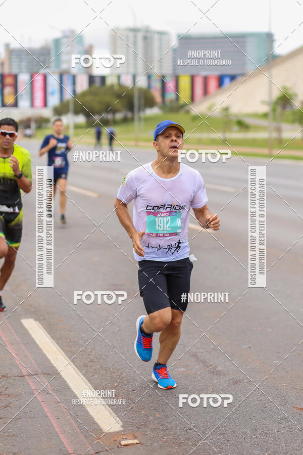 Buy your photos of the eventASICS Golden Run - Bras�lia on Fotop