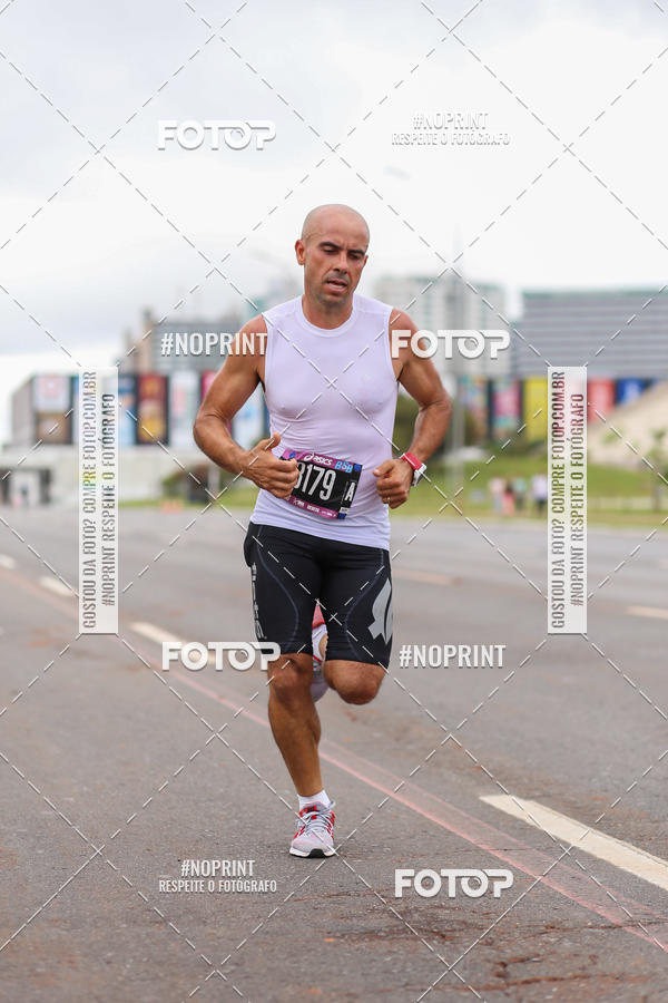 Buy your photos of the eventASICS Golden Run - Bras�lia on Fotop