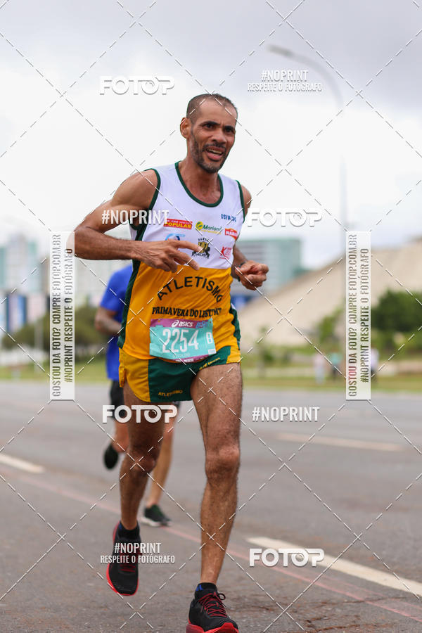 Buy your photos of the eventASICS Golden Run - Bras�lia on Fotop