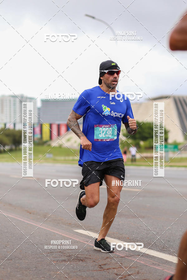 Buy your photos of the eventASICS Golden Run - Bras�lia on Fotop