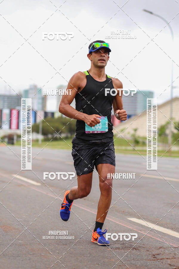 Buy your photos of the eventASICS Golden Run - Bras�lia on Fotop