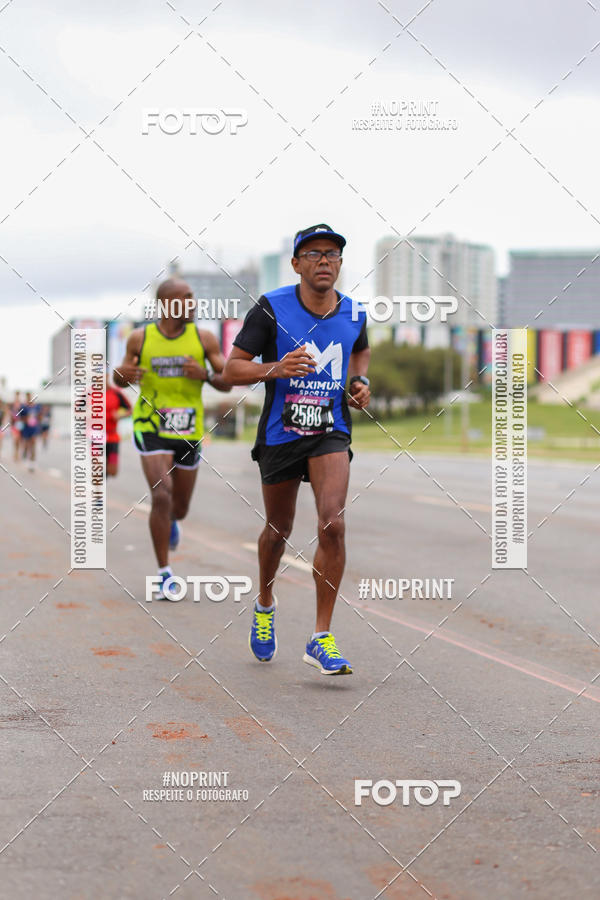 Buy your photos of the eventASICS Golden Run - Bras�lia on Fotop