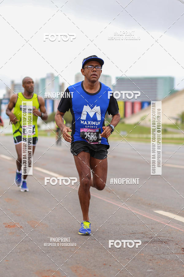 Buy your photos of the eventASICS Golden Run - Bras�lia on Fotop