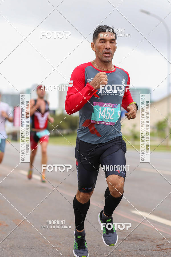 Buy your photos of the eventASICS Golden Run - Bras�lia on Fotop