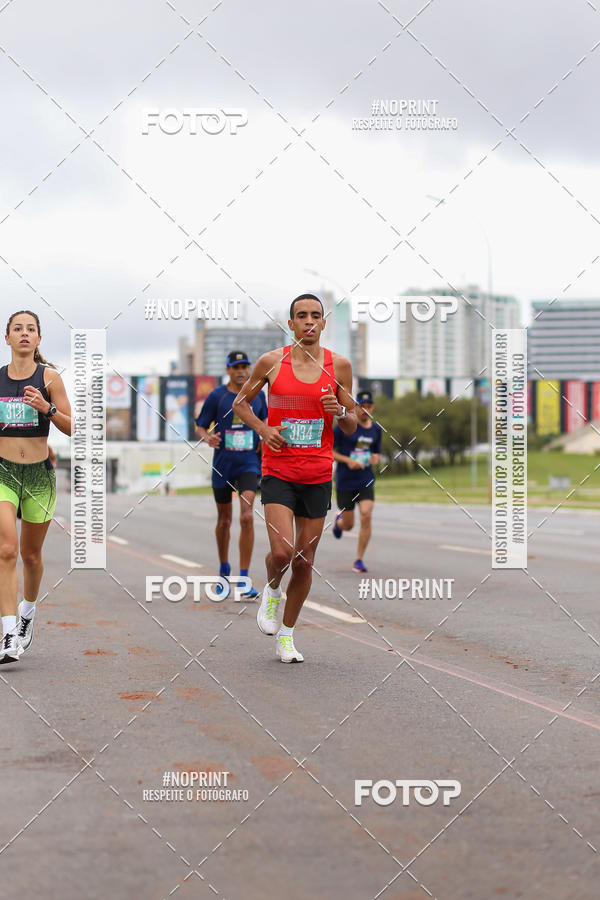 Buy your photos of the eventASICS Golden Run - Bras�lia on Fotop