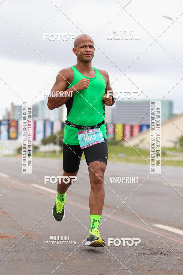 Buy your photos of the eventASICS Golden Run - Bras�lia on Fotop