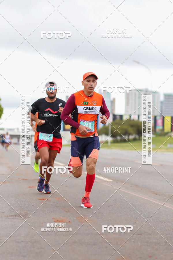 Buy your photos of the eventASICS Golden Run - Bras�lia on Fotop