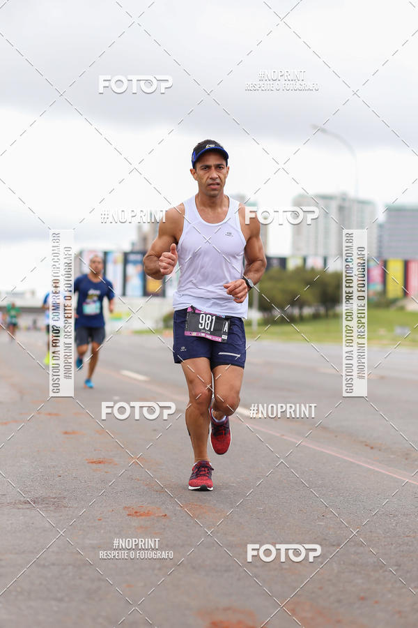 Buy your photos of the eventASICS Golden Run - Bras�lia on Fotop