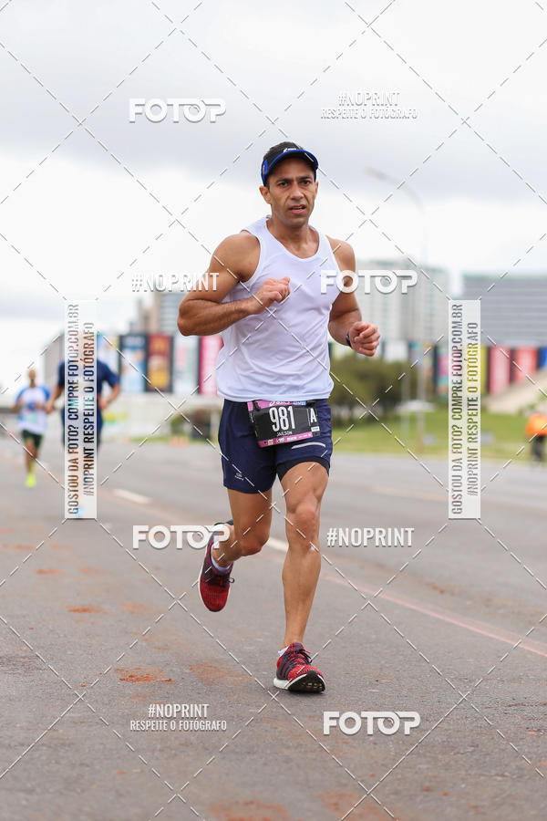 Buy your photos of the eventASICS Golden Run - Bras�lia on Fotop