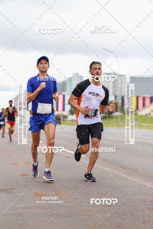 Buy your photos of the eventASICS Golden Run - Bras�lia on Fotop