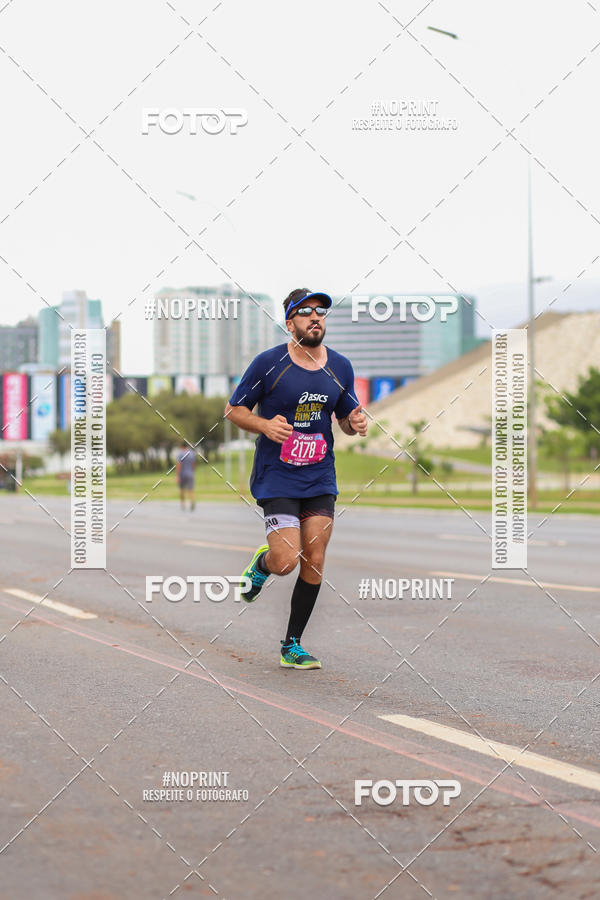 Buy your photos of the eventASICS Golden Run - Bras�lia on Fotop