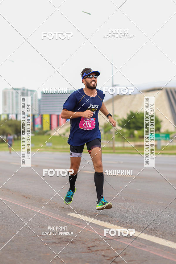 Buy your photos of the eventASICS Golden Run - Bras�lia on Fotop