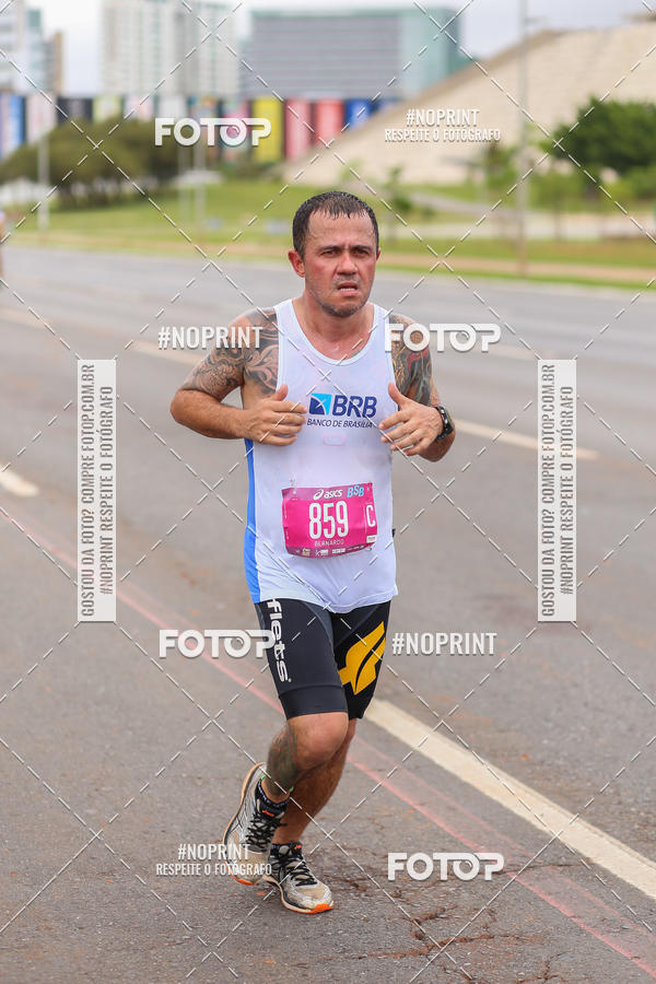 Buy your photos of the eventASICS Golden Run - Bras�lia on Fotop