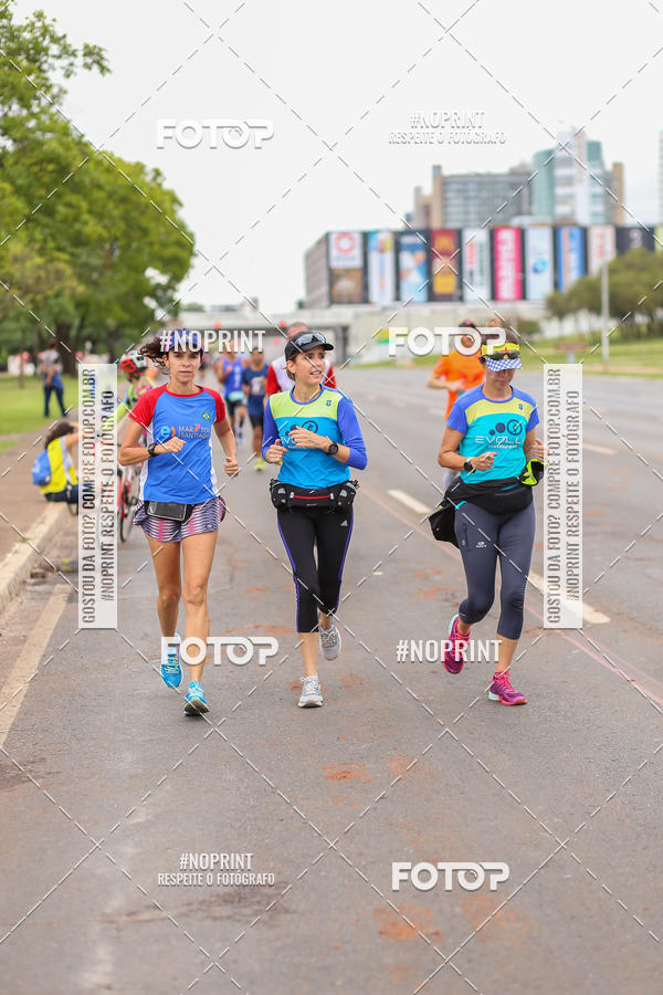 Buy your photos of the eventASICS Golden Run - Bras�lia on Fotop