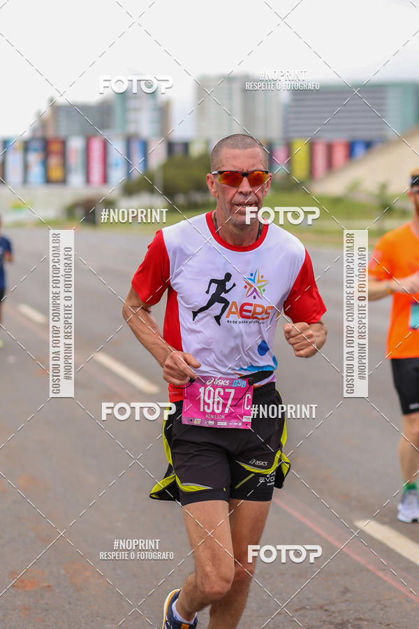 Buy your photos of the eventASICS Golden Run - Bras�lia on Fotop