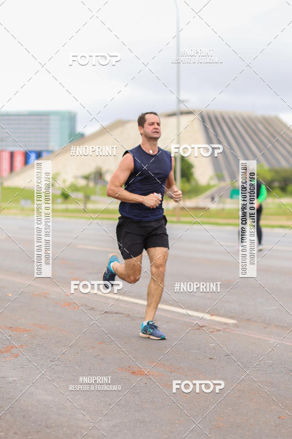 Buy your photos of the eventASICS Golden Run - Bras�lia on Fotop