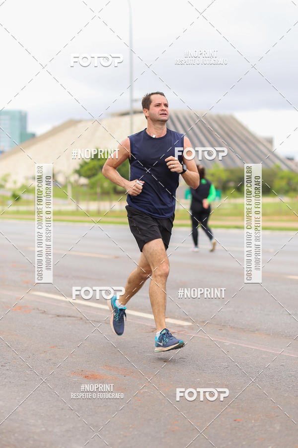 Buy your photos of the eventASICS Golden Run - Bras�lia on Fotop