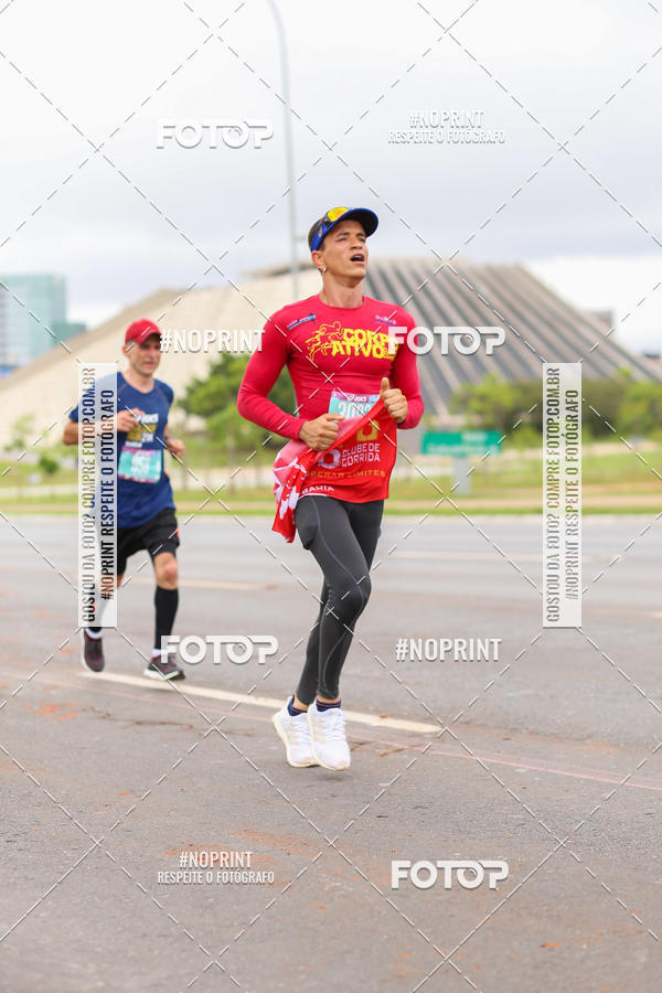Buy your photos of the eventASICS Golden Run - Bras�lia on Fotop