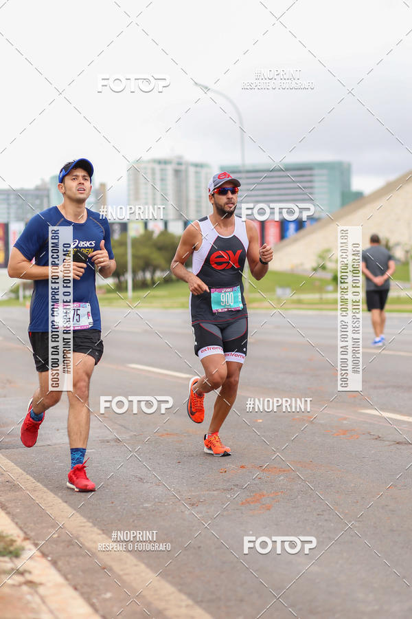 Buy your photos of the eventASICS Golden Run - Bras�lia on Fotop