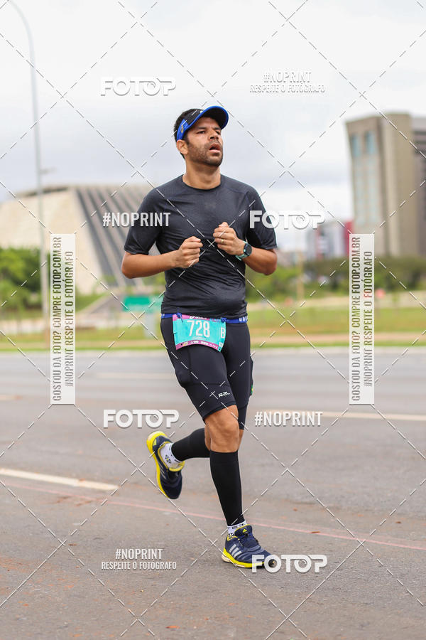 Buy your photos of the eventASICS Golden Run - Bras�lia on Fotop