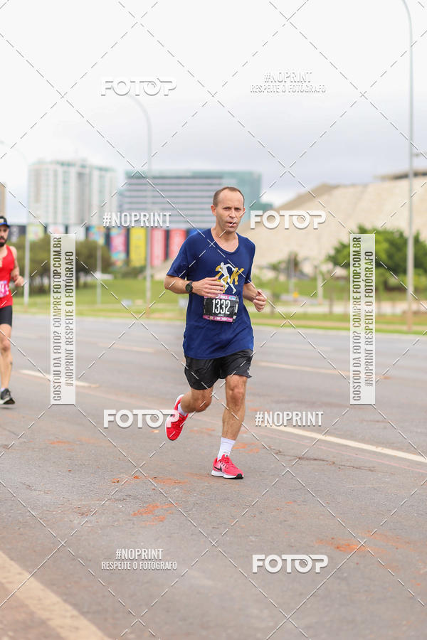 Buy your photos of the eventASICS Golden Run - Bras�lia on Fotop