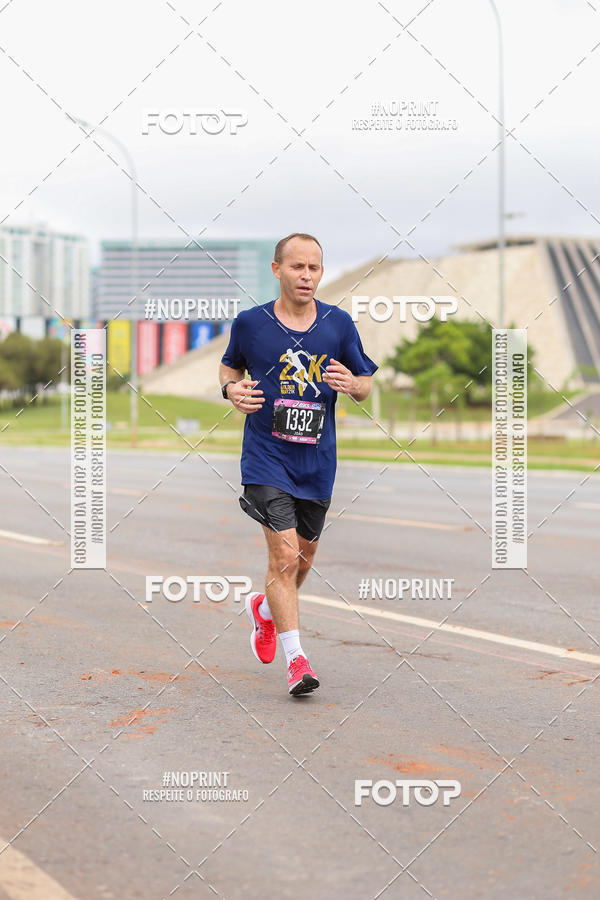 Buy your photos of the eventASICS Golden Run - Bras�lia on Fotop