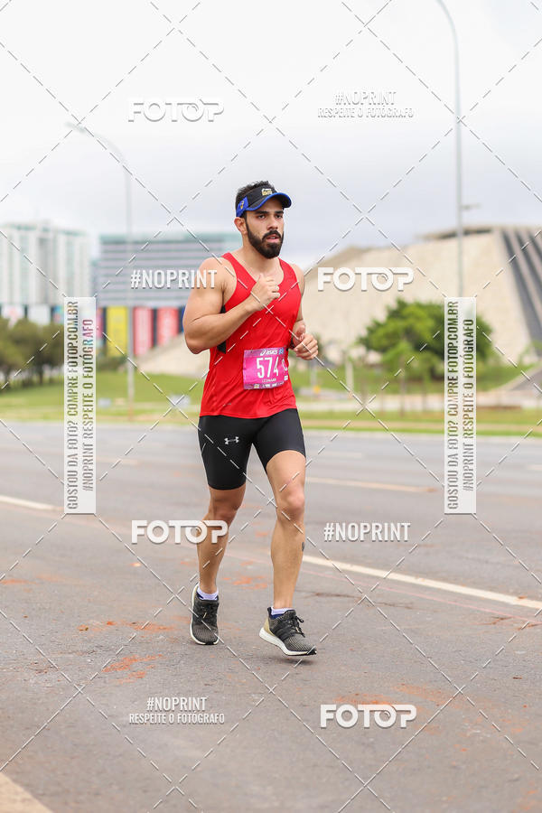 Buy your photos of the eventASICS Golden Run - Bras�lia on Fotop