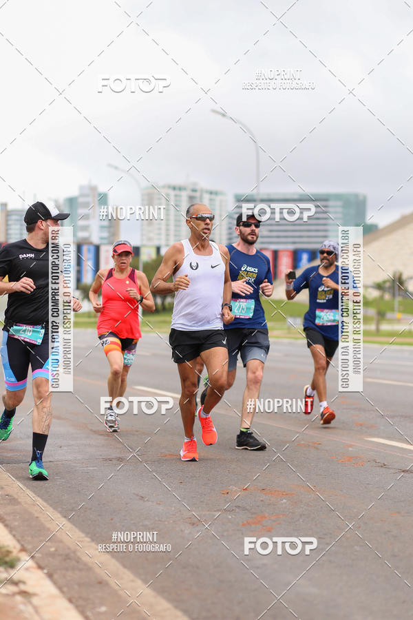 Buy your photos of the eventASICS Golden Run - Bras�lia on Fotop