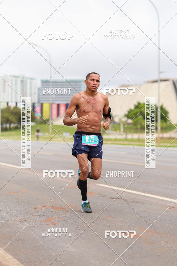 Buy your photos of the eventASICS Golden Run - Bras�lia on Fotop