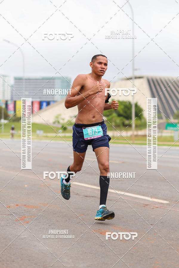 Buy your photos of the eventASICS Golden Run - Bras�lia on Fotop