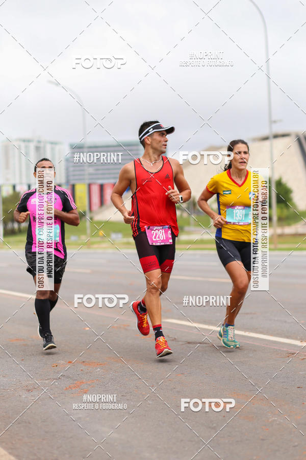 Buy your photos of the eventASICS Golden Run - Bras�lia on Fotop