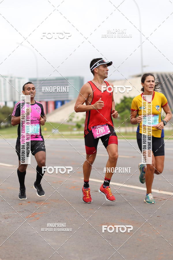 Buy your photos of the eventASICS Golden Run - Bras�lia on Fotop