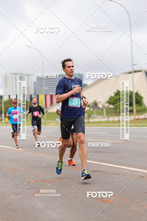 Buy your photos of the eventASICS Golden Run - Bras�lia on Fotop
