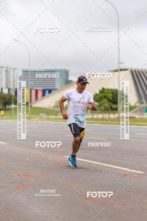 Buy your photos of the eventASICS Golden Run - Bras�lia on Fotop