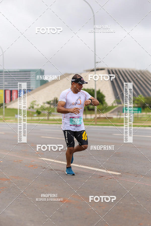 Buy your photos of the eventASICS Golden Run - Bras�lia on Fotop