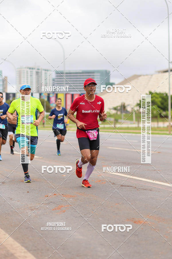 Buy your photos of the eventASICS Golden Run - Bras�lia on Fotop