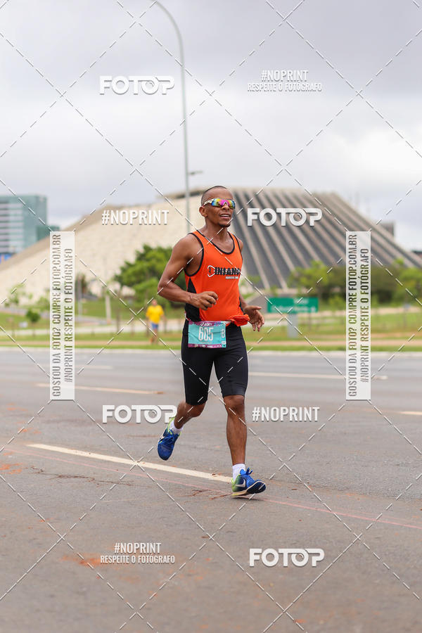 Buy your photos of the eventASICS Golden Run - Bras�lia on Fotop