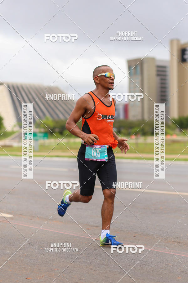 Buy your photos of the eventASICS Golden Run - Bras�lia on Fotop