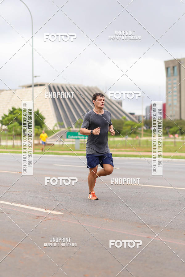 Buy your photos of the eventASICS Golden Run - Bras�lia on Fotop
