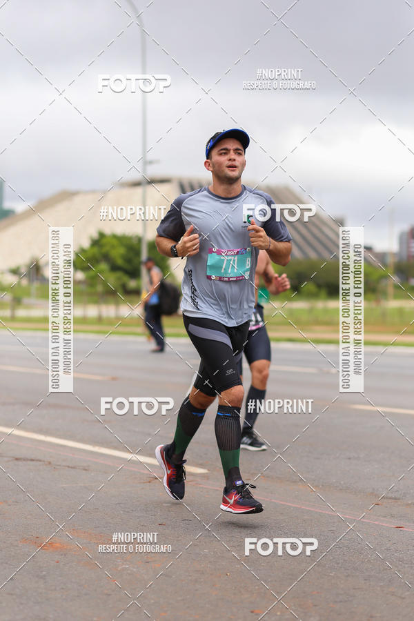 Buy your photos of the eventASICS Golden Run - Bras�lia on Fotop