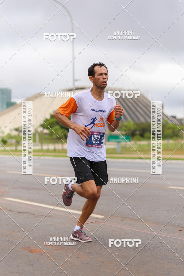 Buy your photos of the eventASICS Golden Run - Bras�lia on Fotop