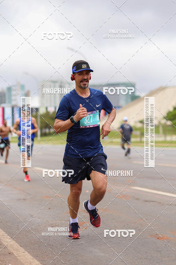 Buy your photos of the eventASICS Golden Run - Bras�lia on Fotop