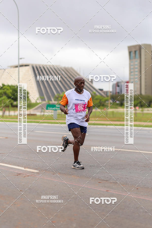 Buy your photos of the eventASICS Golden Run - Bras�lia on Fotop