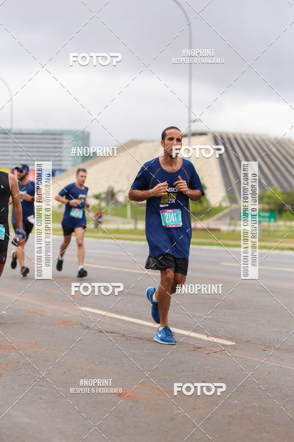 Buy your photos of the eventASICS Golden Run - Bras�lia on Fotop