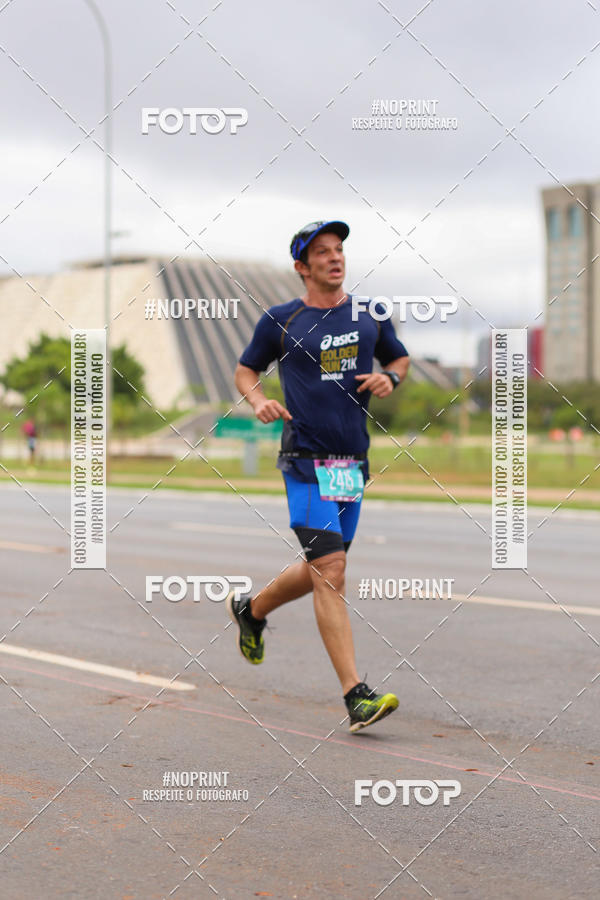 Buy your photos of the eventASICS Golden Run - Bras�lia on Fotop