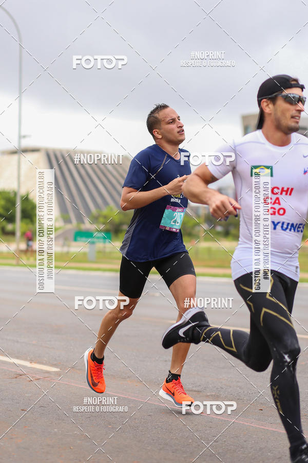 Buy your photos of the eventASICS Golden Run - Bras�lia on Fotop