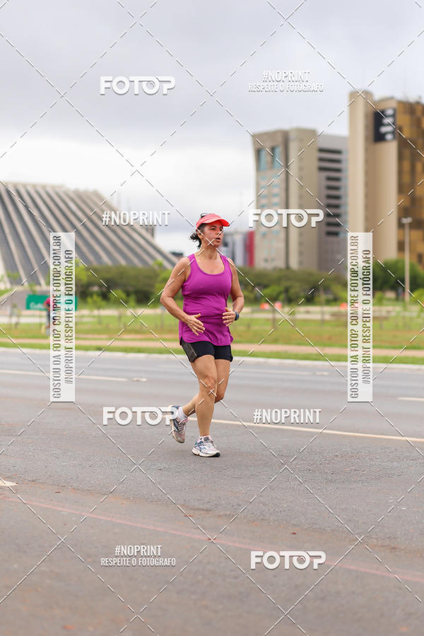 Buy your photos of the eventASICS Golden Run - Bras�lia on Fotop