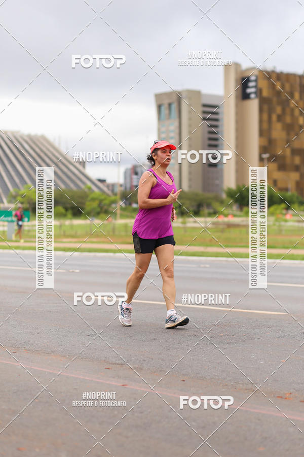 Buy your photos of the eventASICS Golden Run - Bras�lia on Fotop