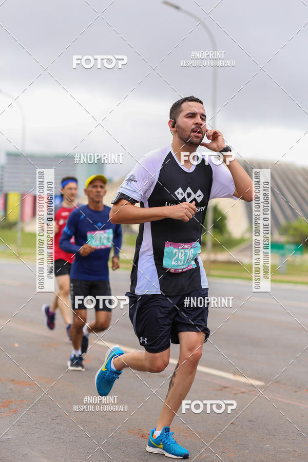 Buy your photos of the eventASICS Golden Run - Bras�lia on Fotop